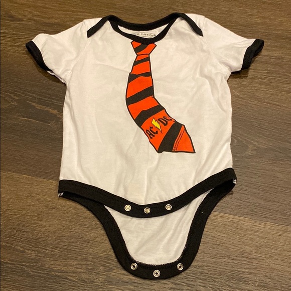 ‼️AC/DC‼️ - Picture 1 of 4